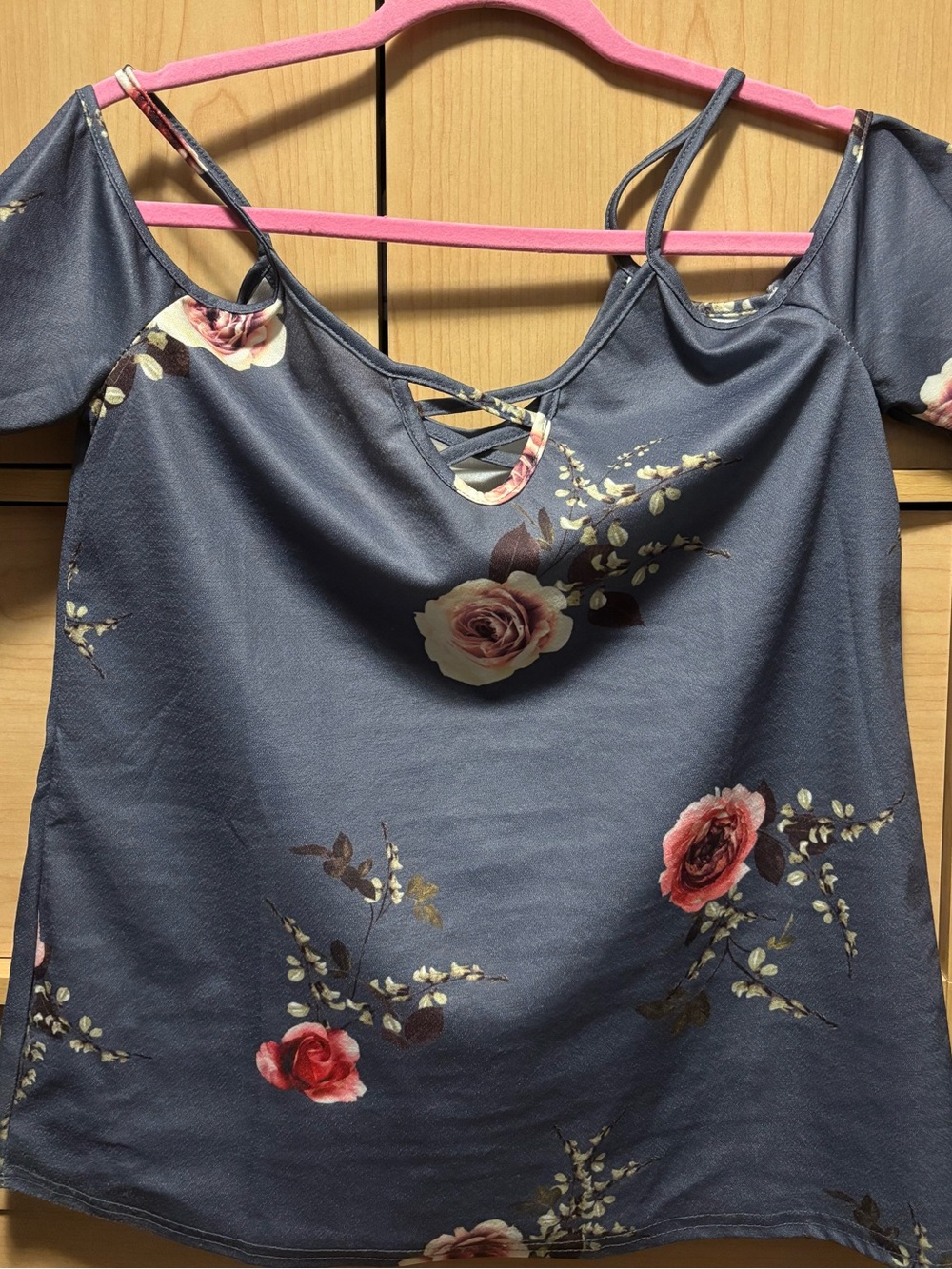 Womens Floral Cold-Shoulder Top - Navy with Pink Roses